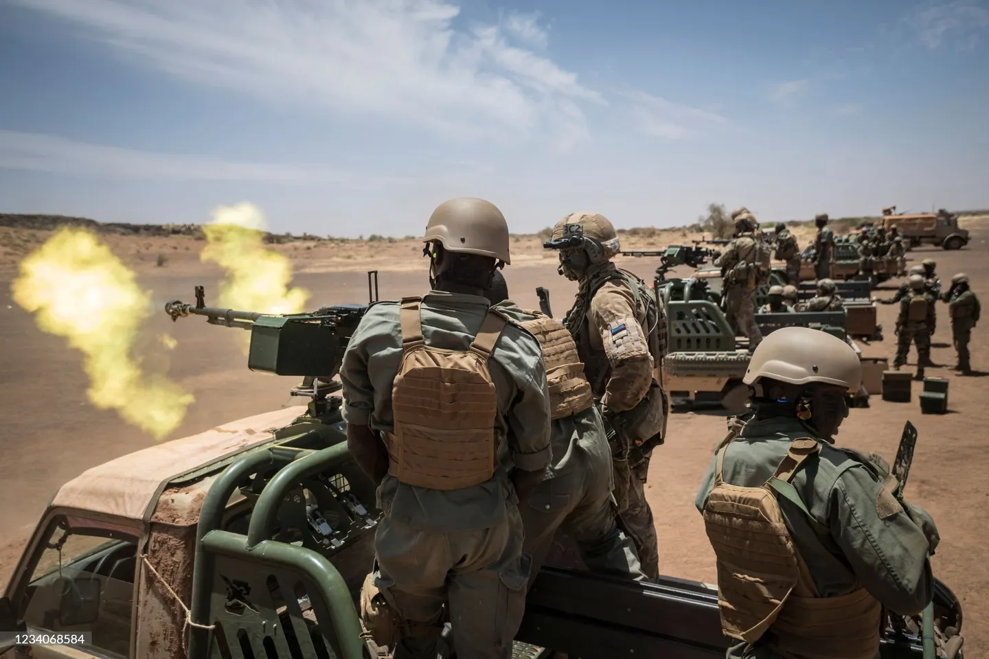 Кытай АКШ менен атаандаштык жана Тайвань маселеси себептүү коргоо бюджетин көбөйттү